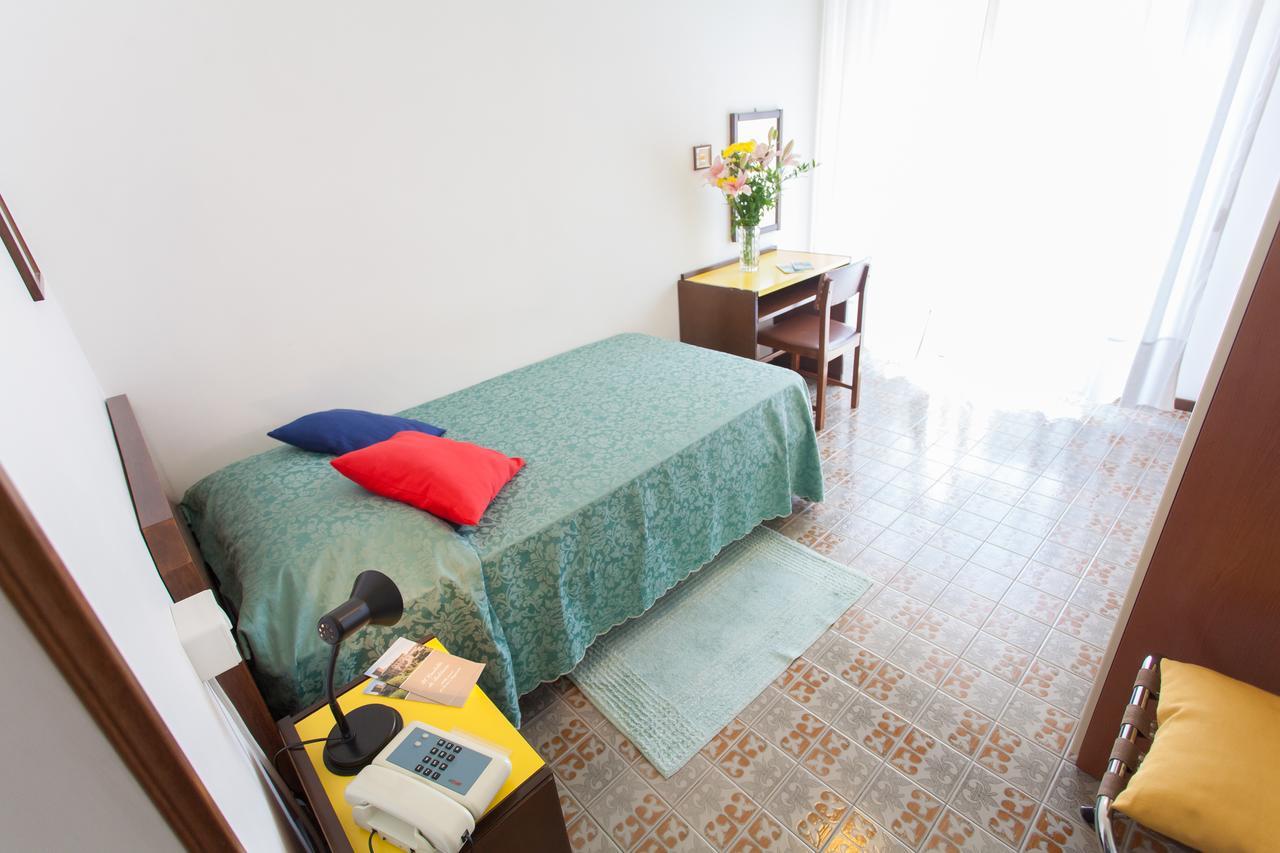 Hotel Quisisana Tabiano Terme Εξωτερικό φωτογραφία